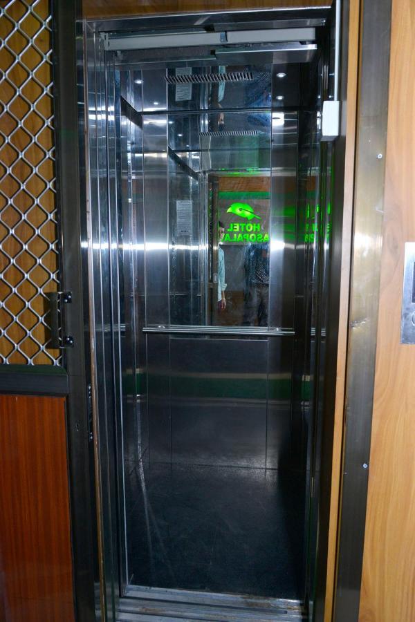 Hotel Asopalav Gandhinagar Bagian luar foto